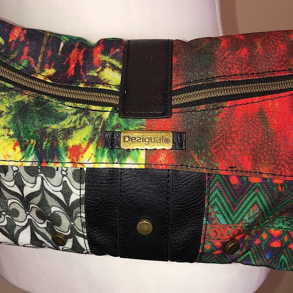 DESIGUAL Colorful Patchwork Crossbody Shoulderbag w Flower Applique DSG Pull Tab - Picture 11 of 16